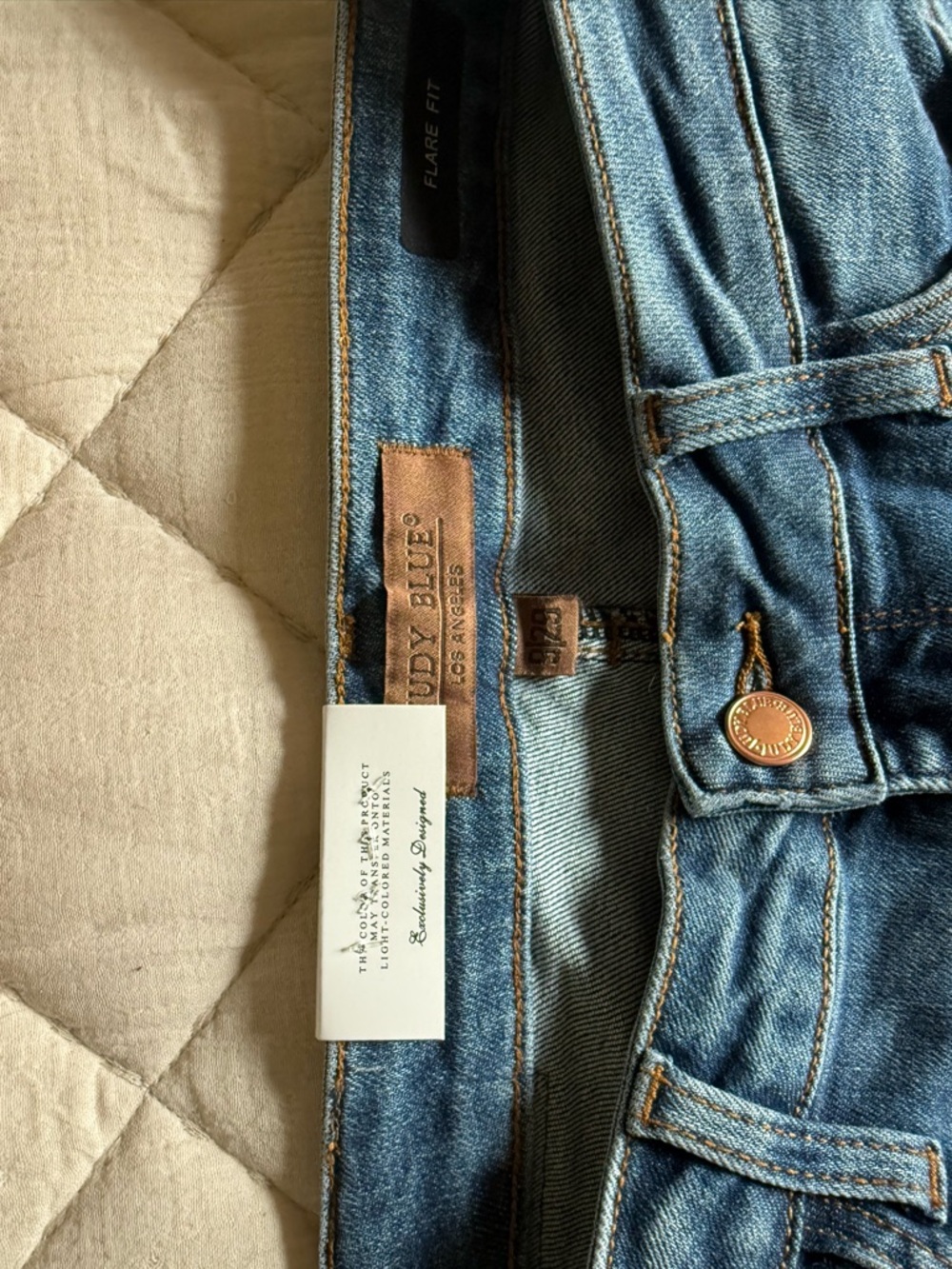 NWT Judy Blue Golden Hour Mid Rise Flare Jeans with Double Angular Seam - size 9 - Picture 6 of 7